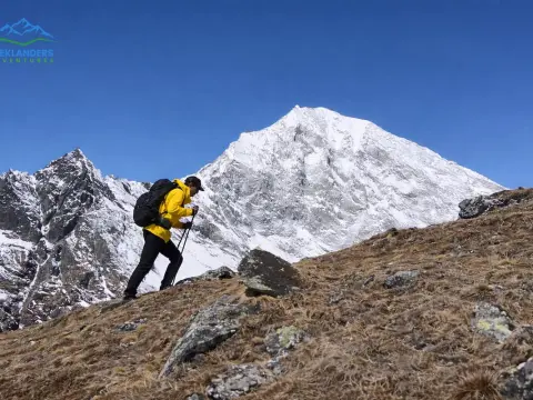 Langtang Valley Trek Packing List & Preparation Guide: Complete Checklist, Permits, Fitness & Altitude Tips