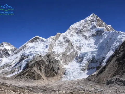 Everest Base Camp Trek in Autumn: Weather, Route, Itinerary & Best Season Guide