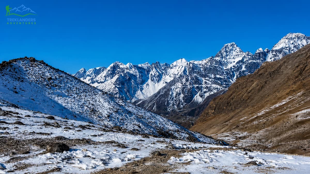 Panoramic Mountain Views During the Cho La Pass Crossing