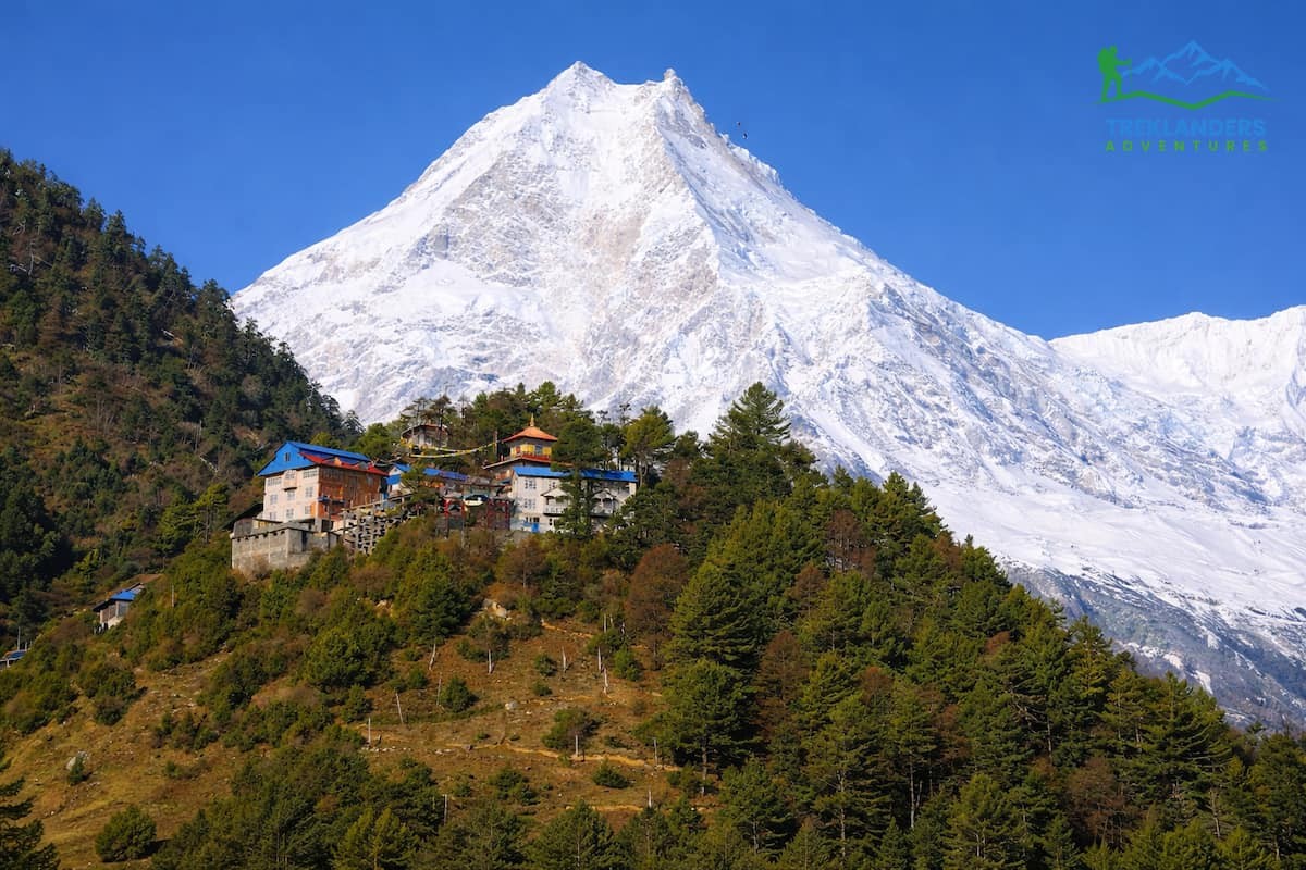 Manaslu Circuit Trek