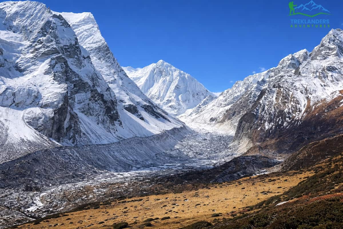 Manaslu Circuit Trek