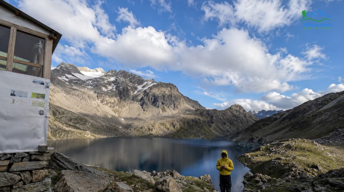 Gosaikunda lake