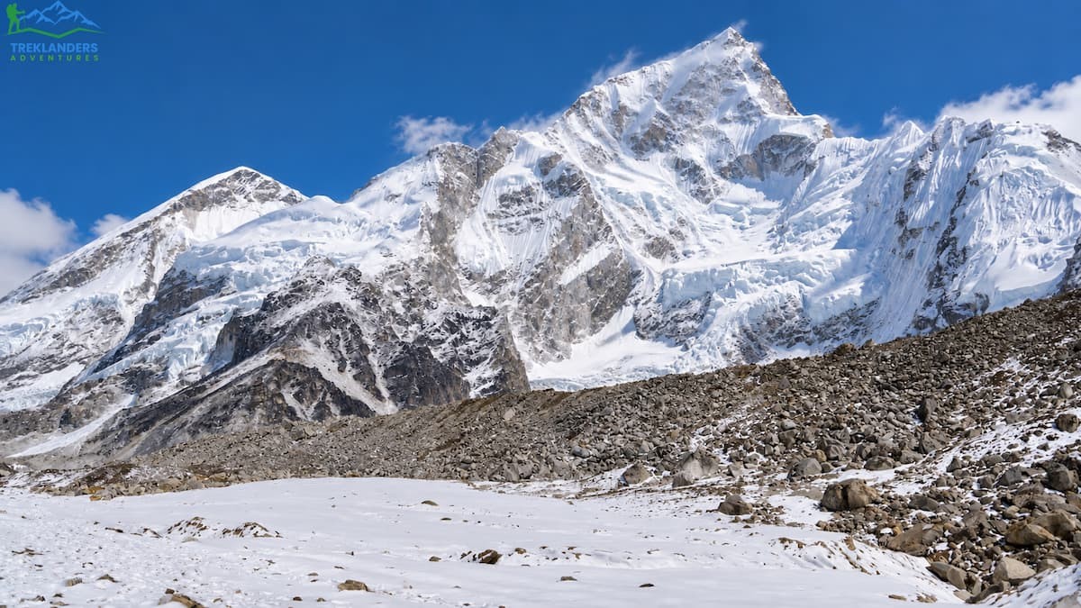 Best time for a luxury Everest Base Camp trek