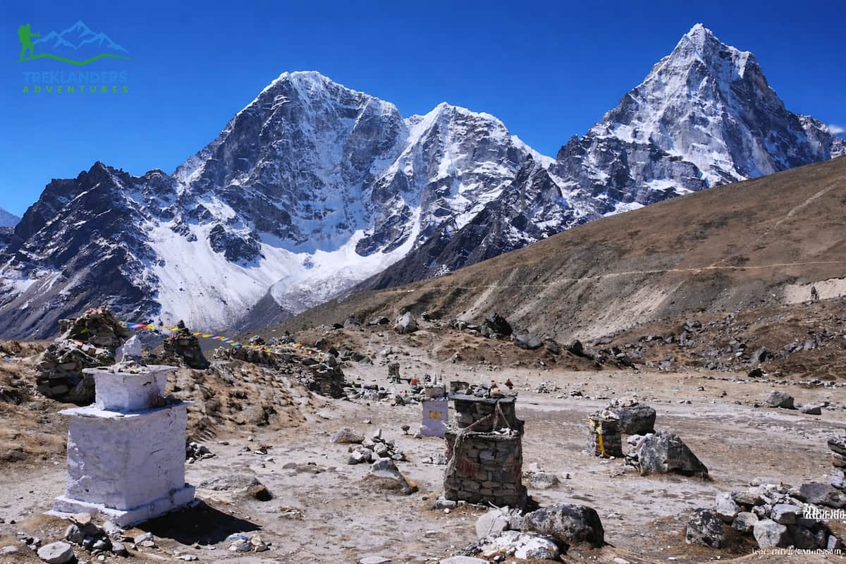 Thukla Pass- Everest Base Camp trail