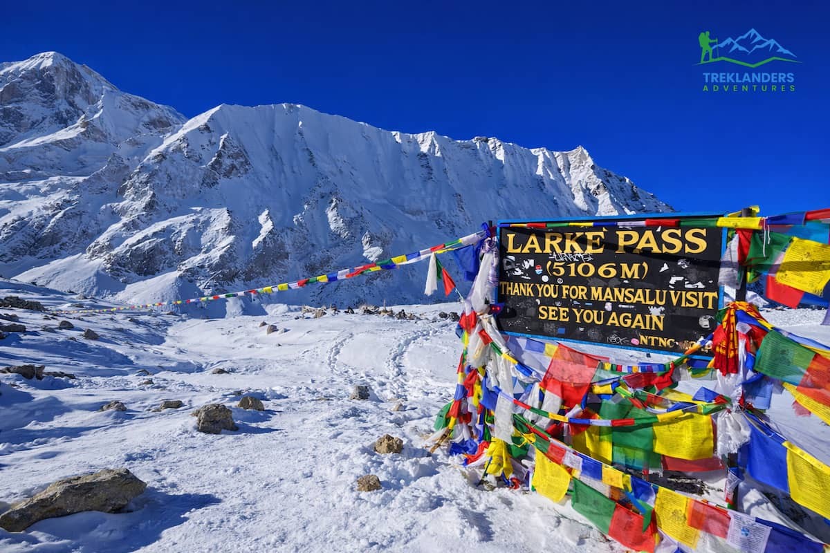 Larke Pass- Manaslu Circuit Trek