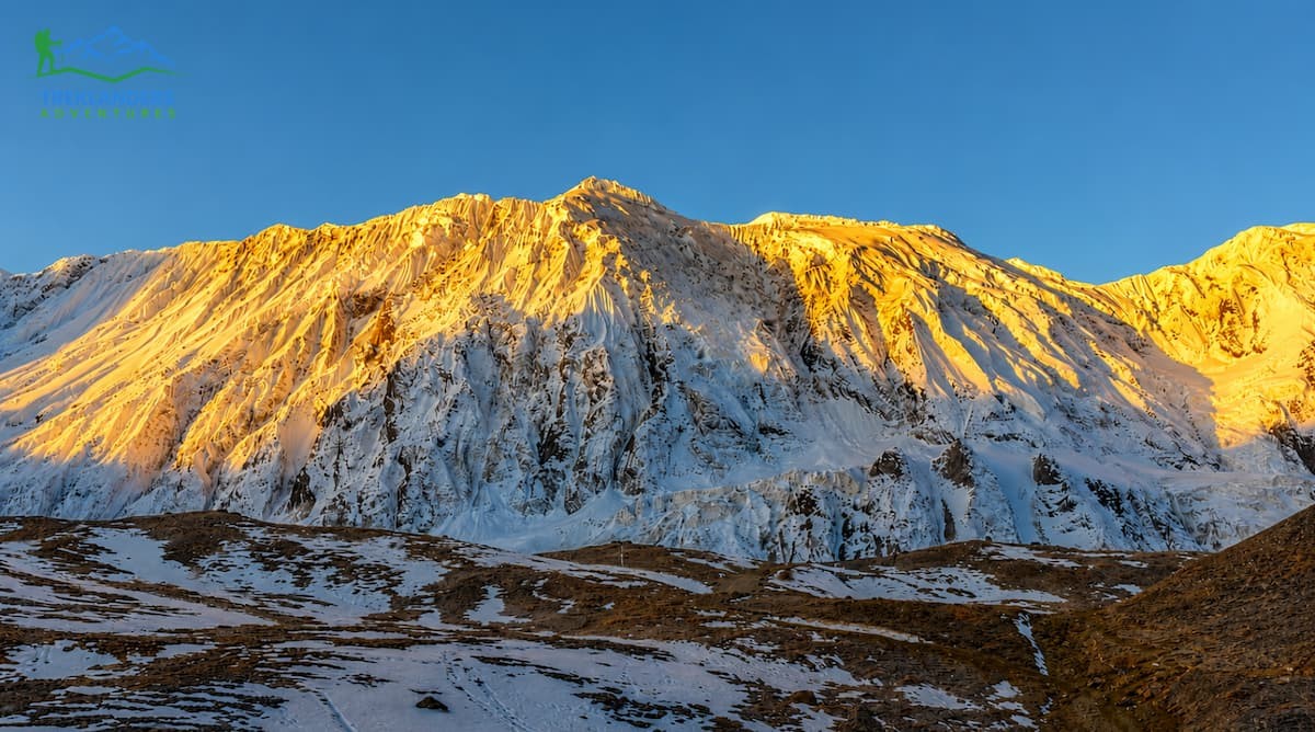 Trail from Tilicho Base Camp to Tilicho Lake