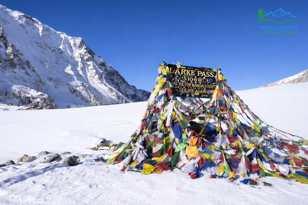 Larke pass- Manaslu Circuit Trek
