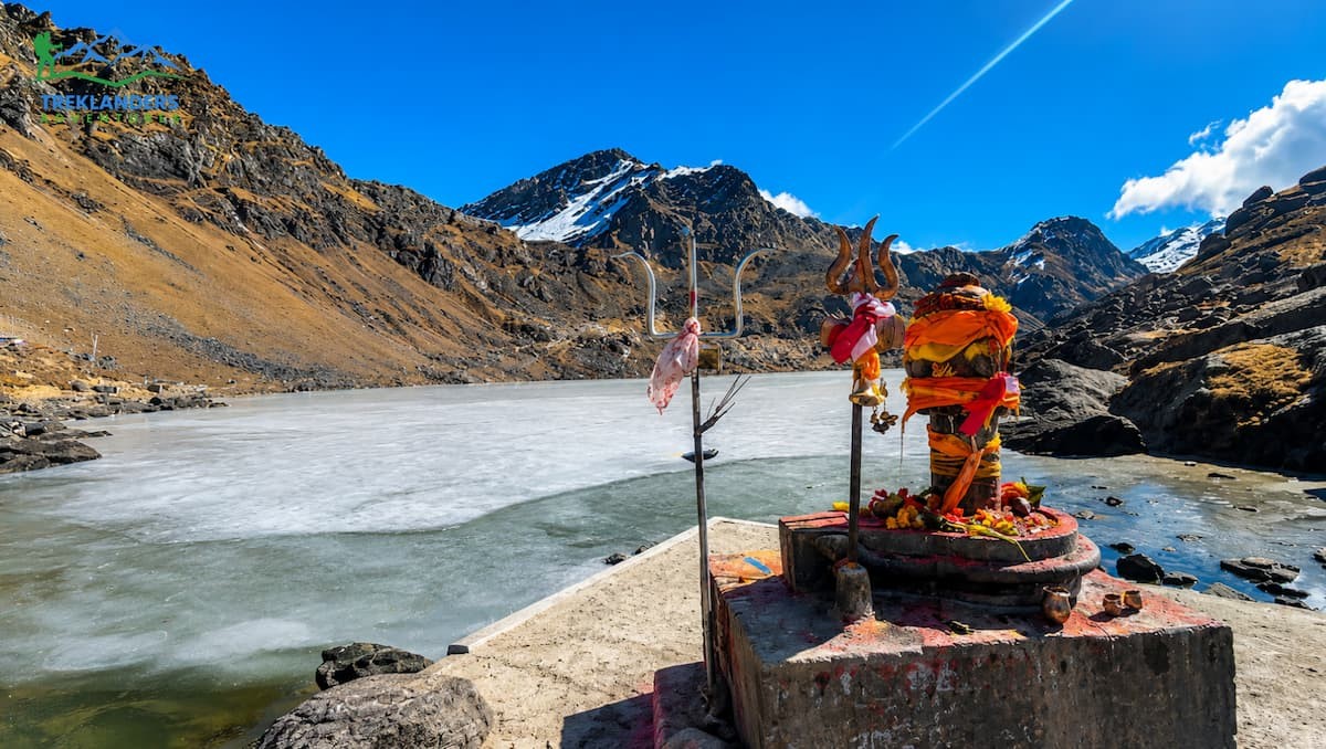 Gosaikunda lake