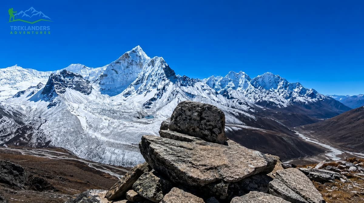 Stunning view of Mt. Ama Dablam seen from Nagarjun Hill (Nagartsang Hill)