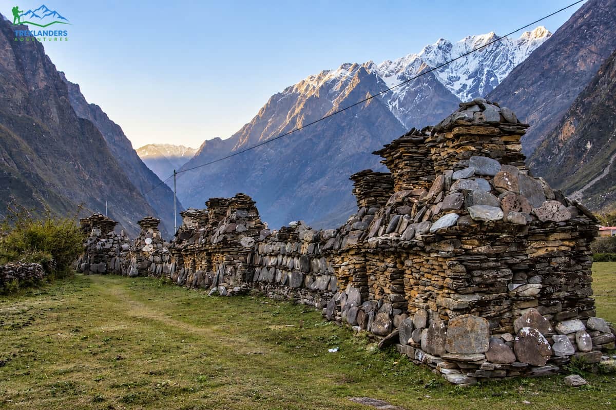 Tsum Valley