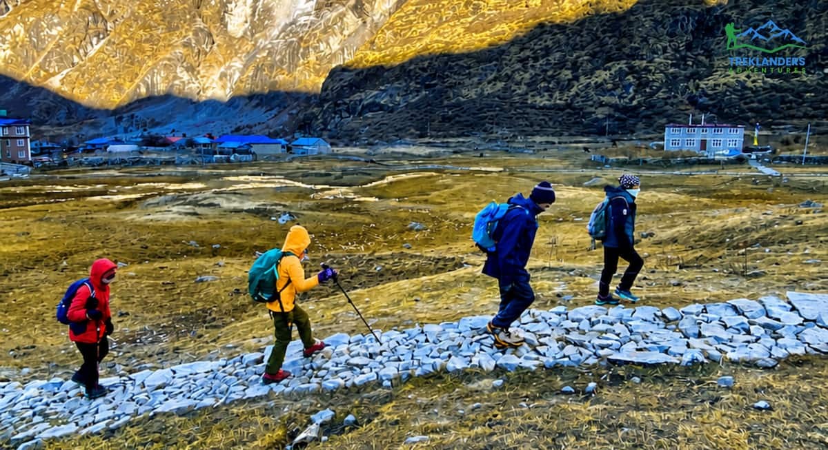 Trail along the Langtang Village