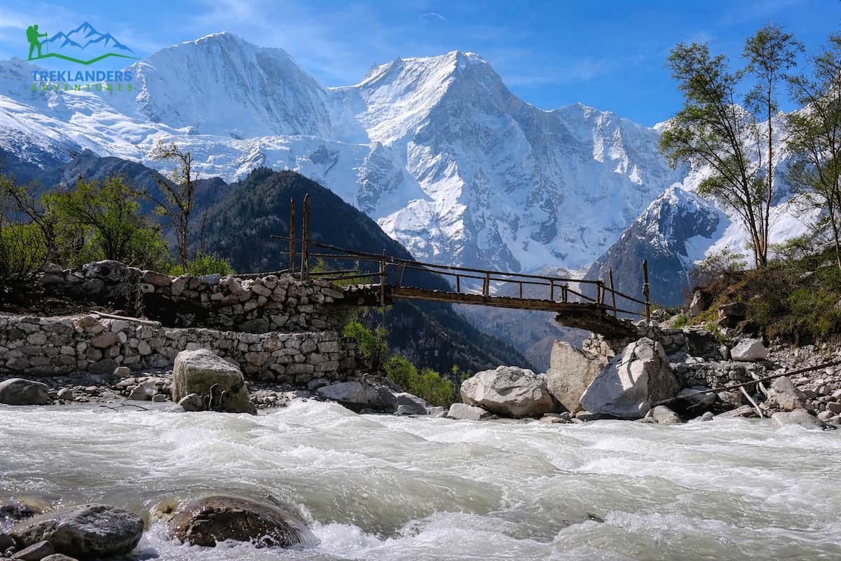 Bimthang – Manaslu Circuit Trek