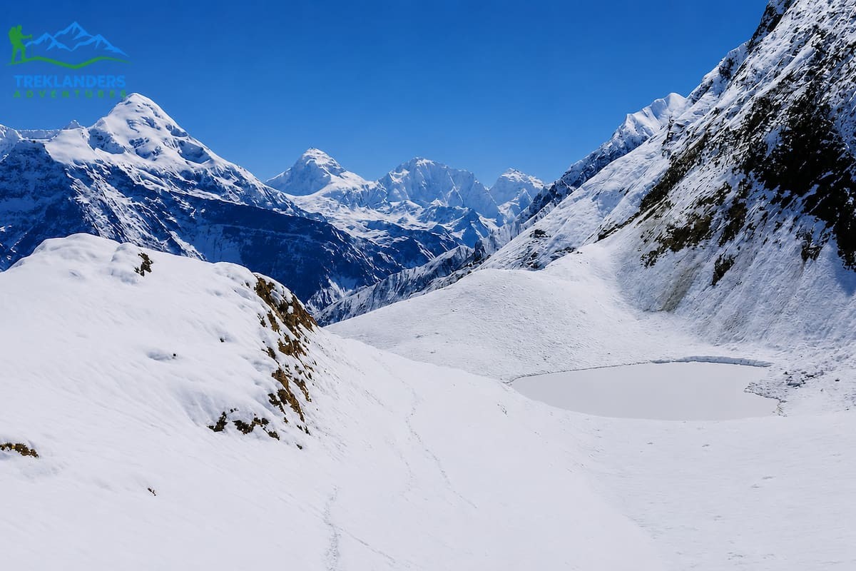 Nar Phu Valley Trek