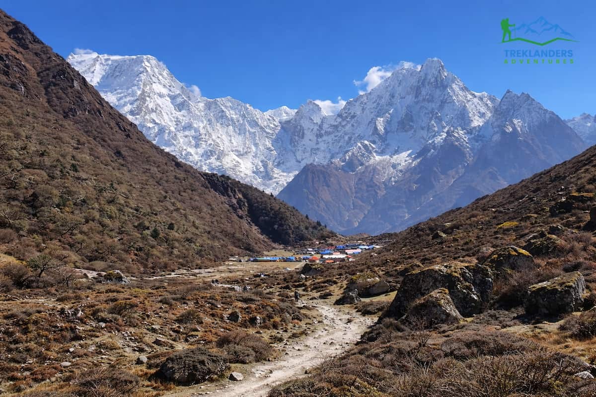 Bimthang- Manaslu Circuit Trek