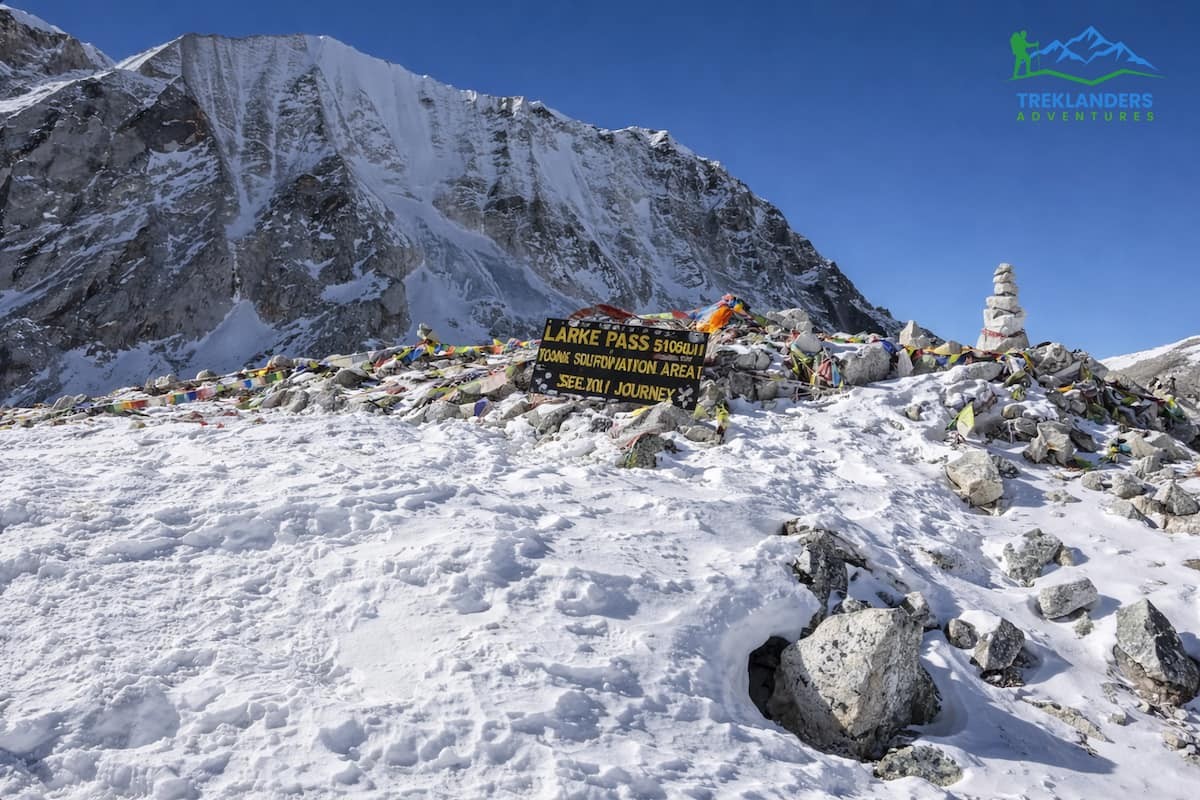 Larkya La Pass- Manaslu Circuit Trek