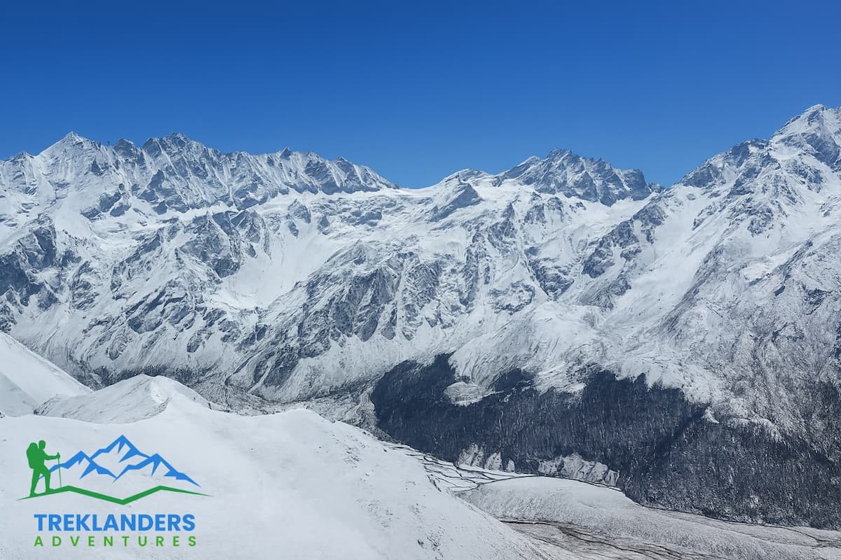 Kynjin Ri- Langtang Valley Trek
