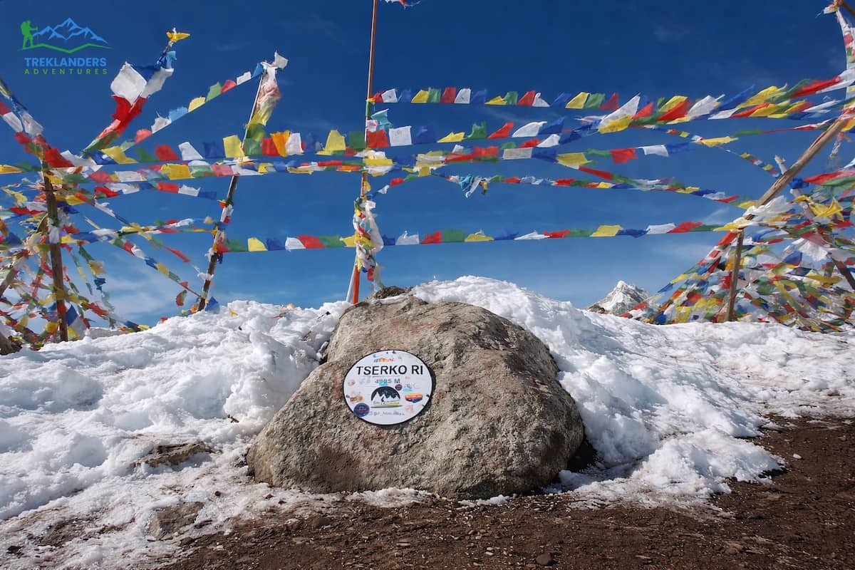 Tserko ri- Langtang Valley Trek