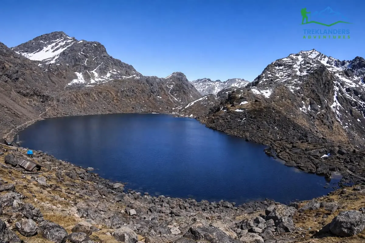 GOSAINKUNDA LAKE TREK